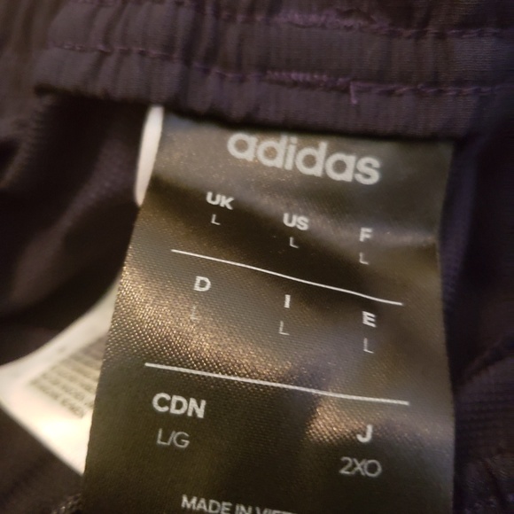 NWT Adidas Navy & White Shorts - Picture 4 of 4